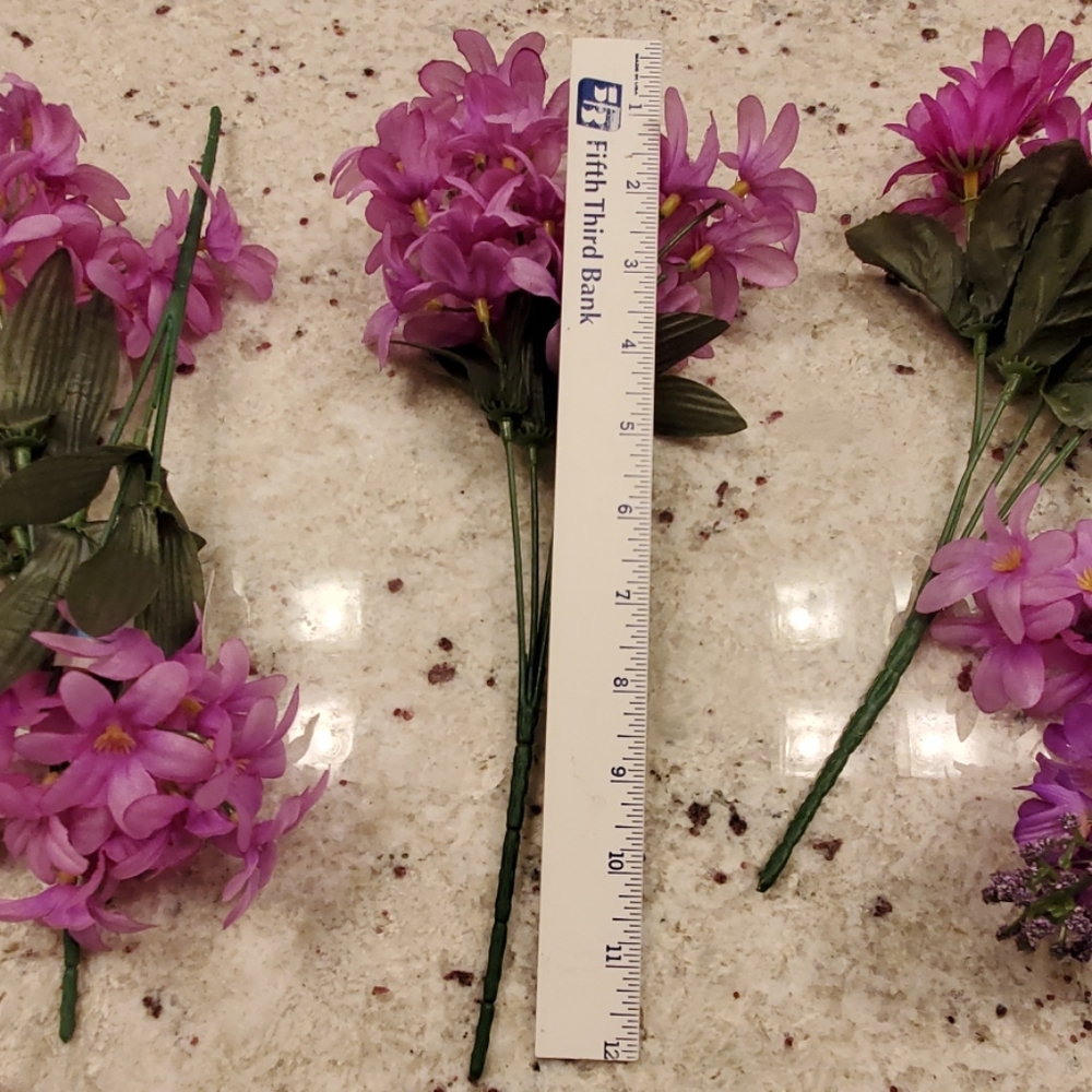 NWT FAUX FLORAL - Picture 3 of 3